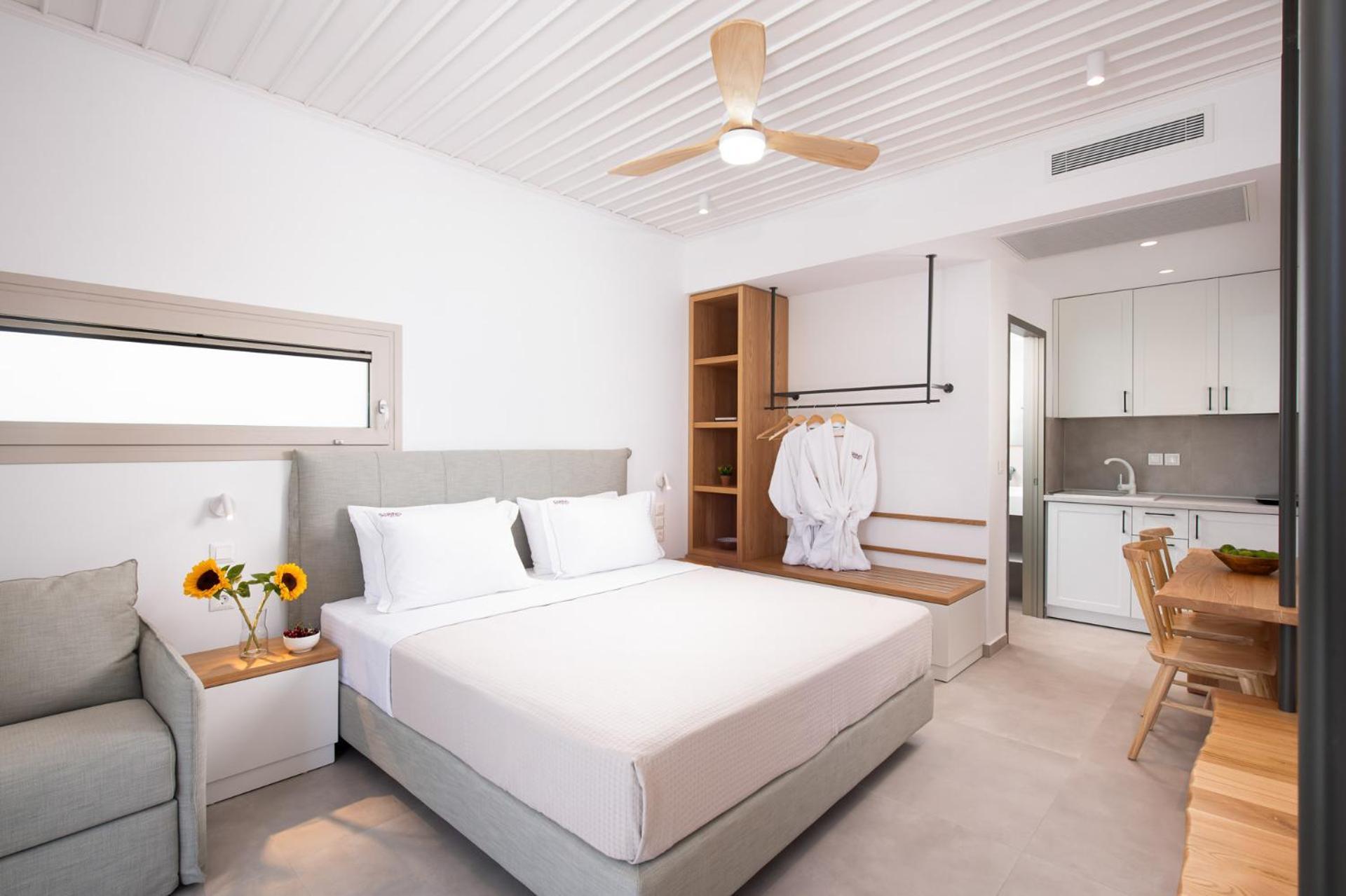 Sourinis Luxury Suites Limenaria  Exterior photo