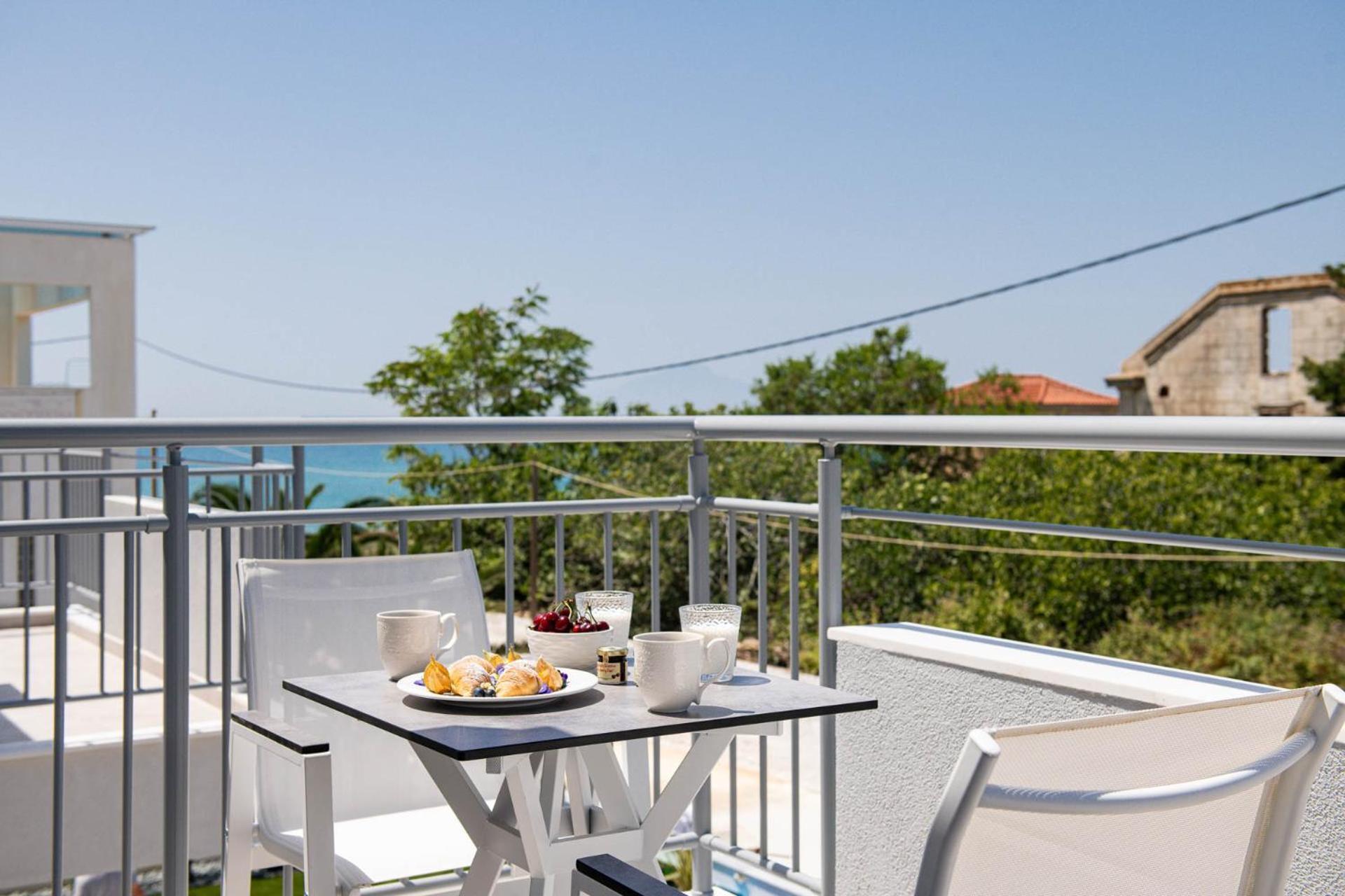 Sourinis Luxury Suites Limenaria  Exterior photo